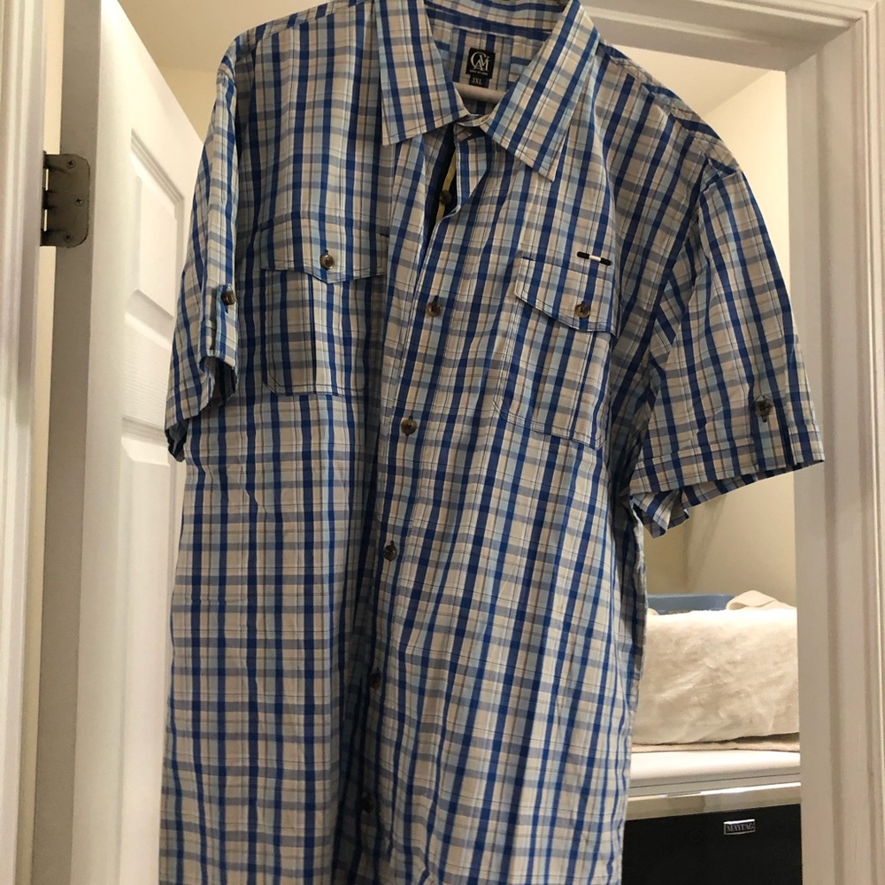 Men’s three XL beige and blue shirt button down